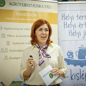 Dr. Kujáni Katalin